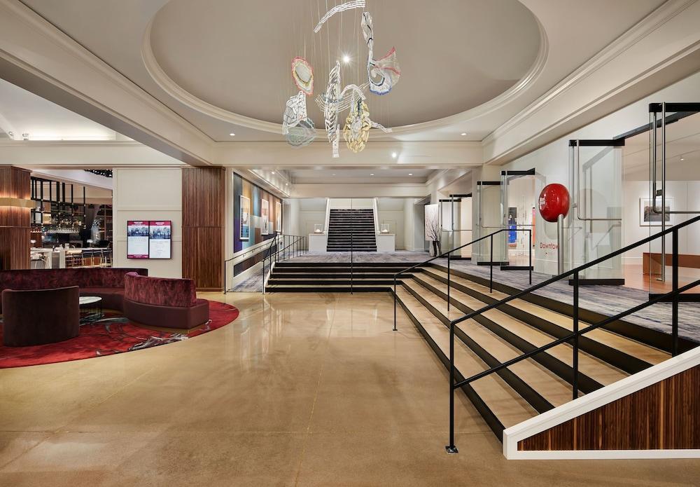 Saint Kate - The Arts Hotel Милуоки Екстериор снимка